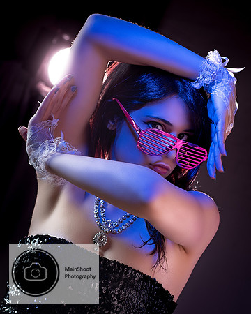 Strike_a_Pose_80s_Style