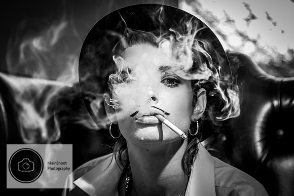 Smoking Gangster